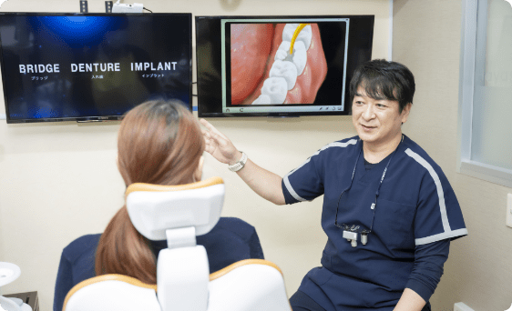 先生が説明する様子